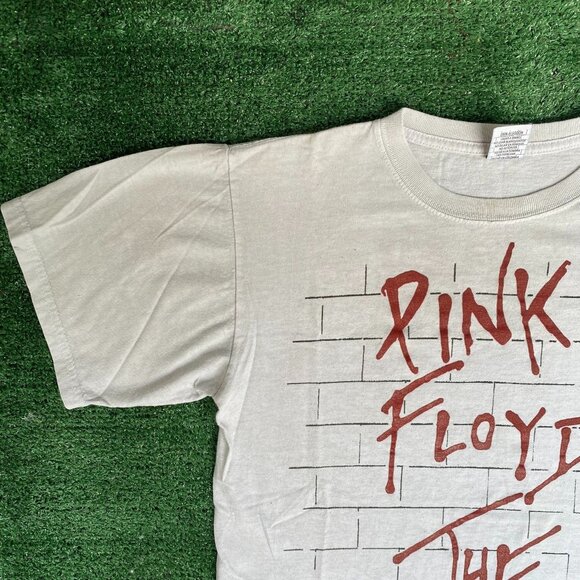 Vintage Y2K Pink Floyd Shirt The Wall Rock Band Album Tee - Picture 2 of 8